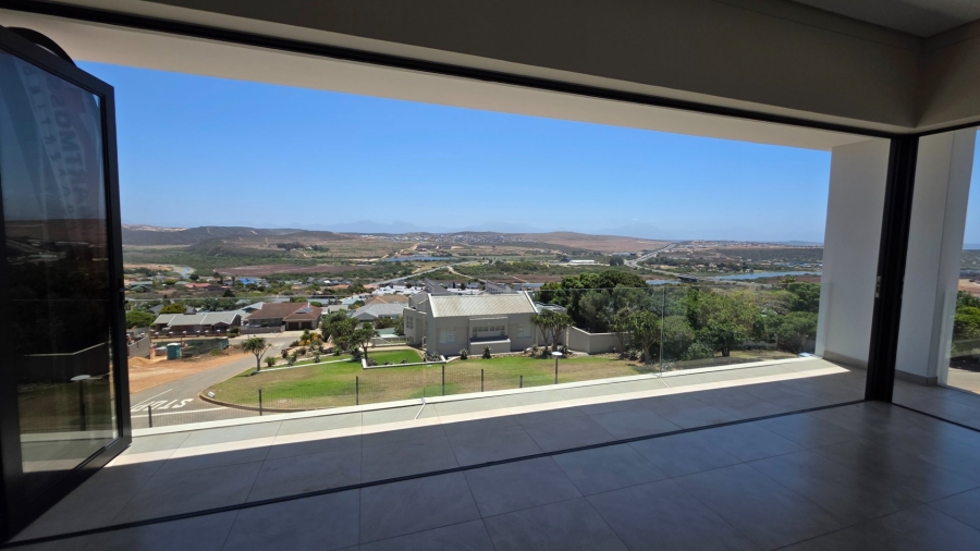 3 Bedroom Property for Sale in Hartenbos Heuwels Western Cape